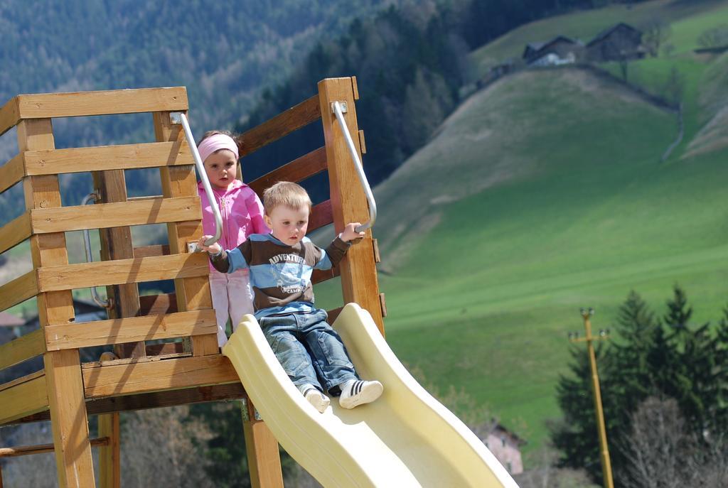 Mantingerhof Apartments Funes  Exteriér fotografie